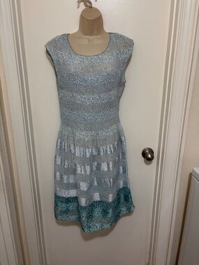Max Edition Light Blue and White Patterned Midi Dress